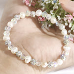 Load image into Gallery viewer, SO SEOUL Lucent Nature Freshwater White Pearl with Round White Austrian Crystal Elastic Bracelet