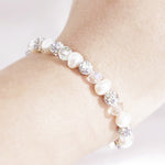 Load image into Gallery viewer, SO SEOUL Lucent Nature Freshwater White Pearl with Round White Austrian Crystal Elastic Bracelet
