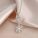 Load image into Gallery viewer, SO SEOUL Let it Snowflake Xmas Aurore Boreale Crystal Christmas Pendant Necklace