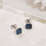 Load image into Gallery viewer, SO SEOUL Lic Crown Emerald Montana Crown Swarovski Crystal Stud Earrings