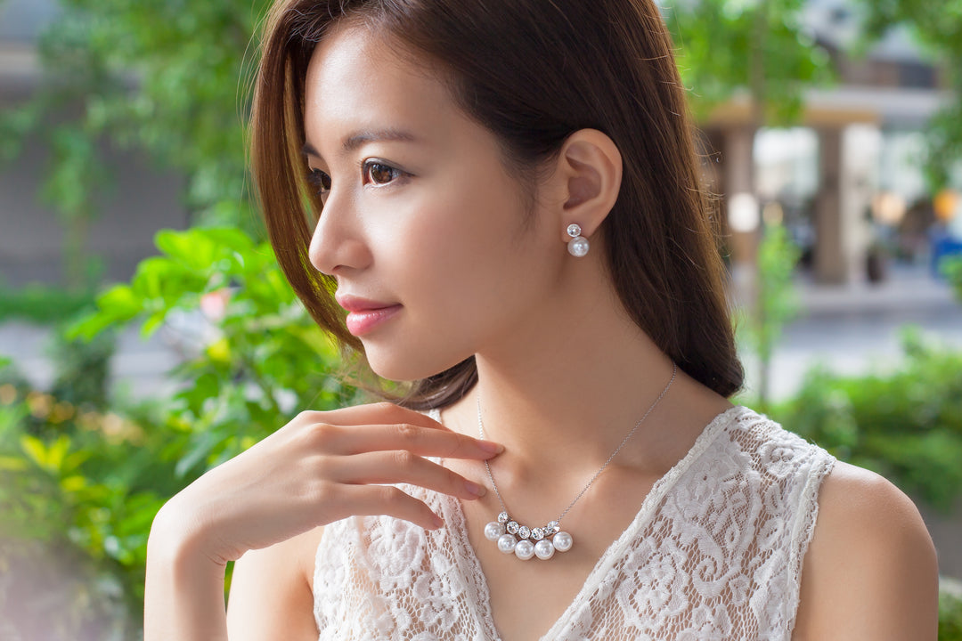 SO SEOUL Timeless Elegance Swarovski® White Crystal Pearl Necklace and Stud Earrings Set
