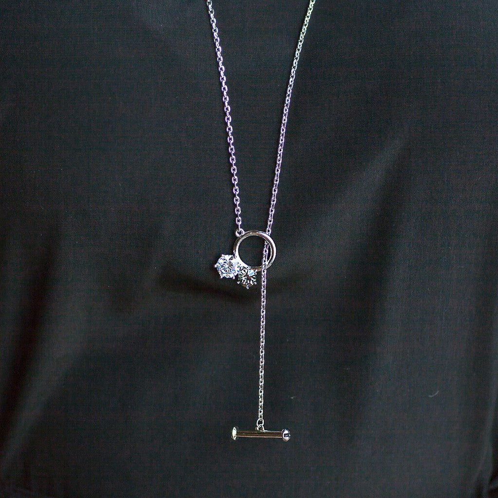 SO SEOUL Eleanor White and Grey Diamond Simulant Zircon Solitaire Fixed Chain T-Bar Lariat Necklace