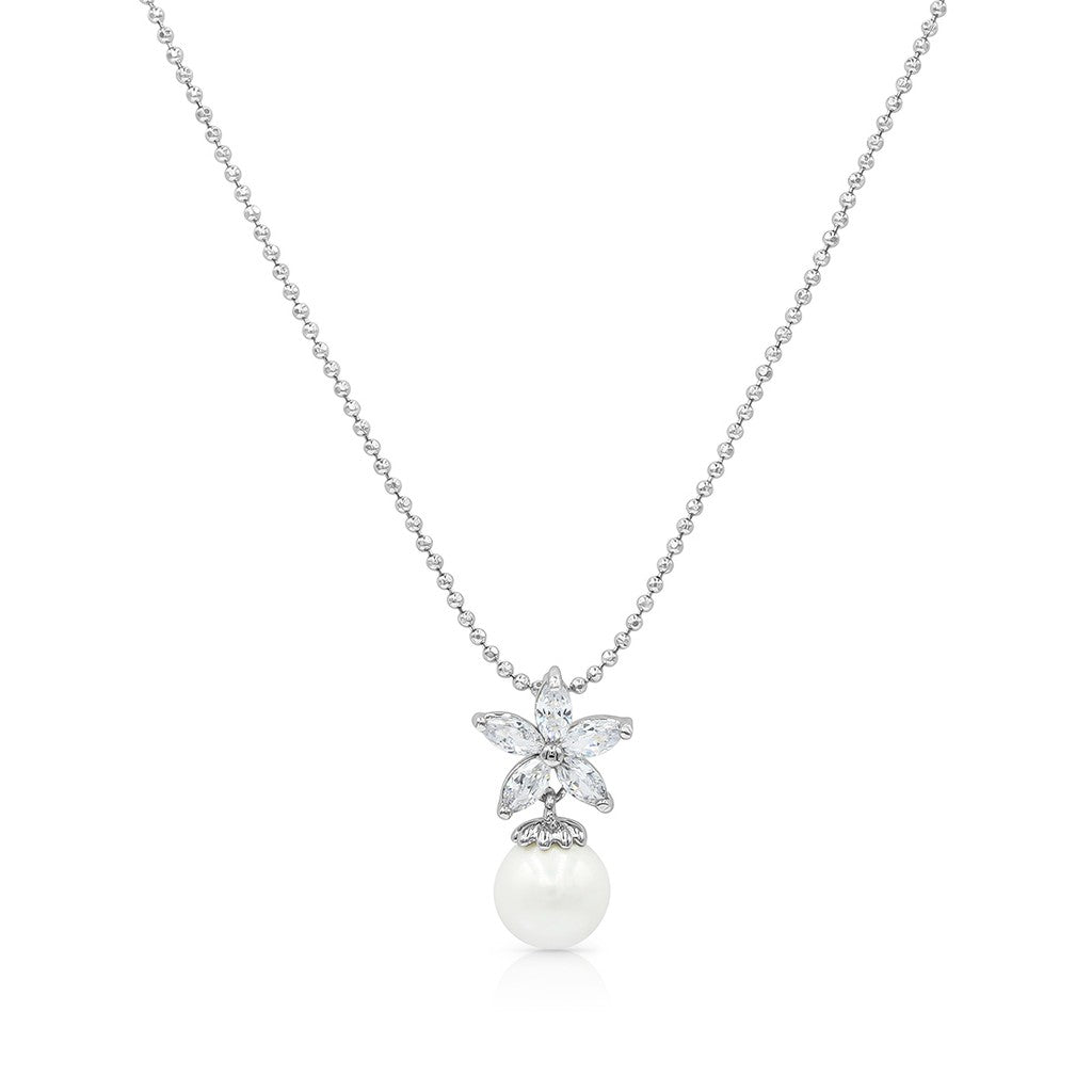 SO SEOUL Leilani Blossom Pearl and Diamond Simulant Cubic Zirconia Jewelry Set