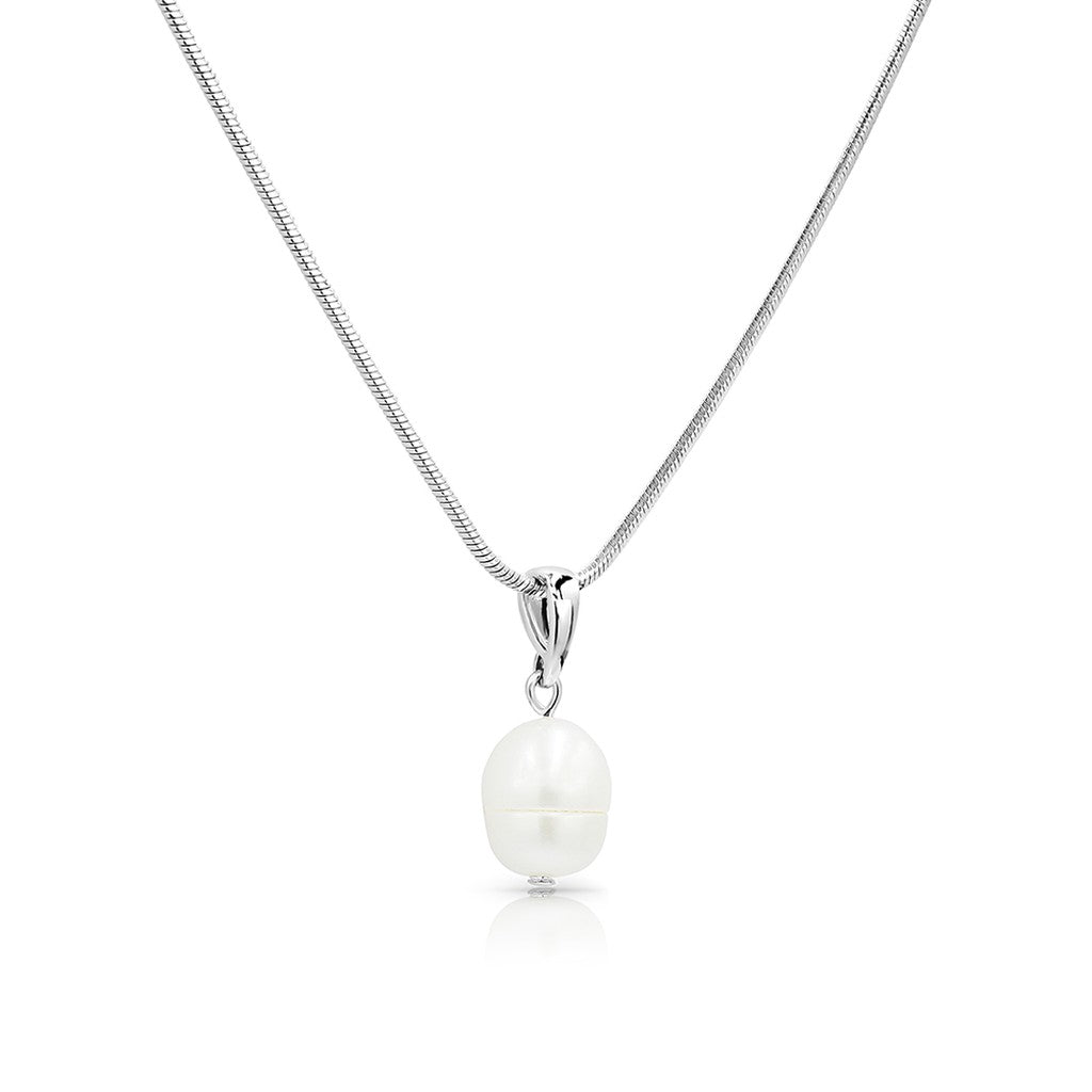 SO SEOUL Elegant White Baroque Freshwater Pearl Pendant Chain Necklace