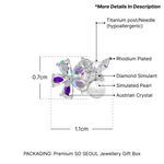 Load image into Gallery viewer, SO SEOUL 'Leilani' Flower Pearl and Diamond Simulant Cubic Zirconia Stud Earrings