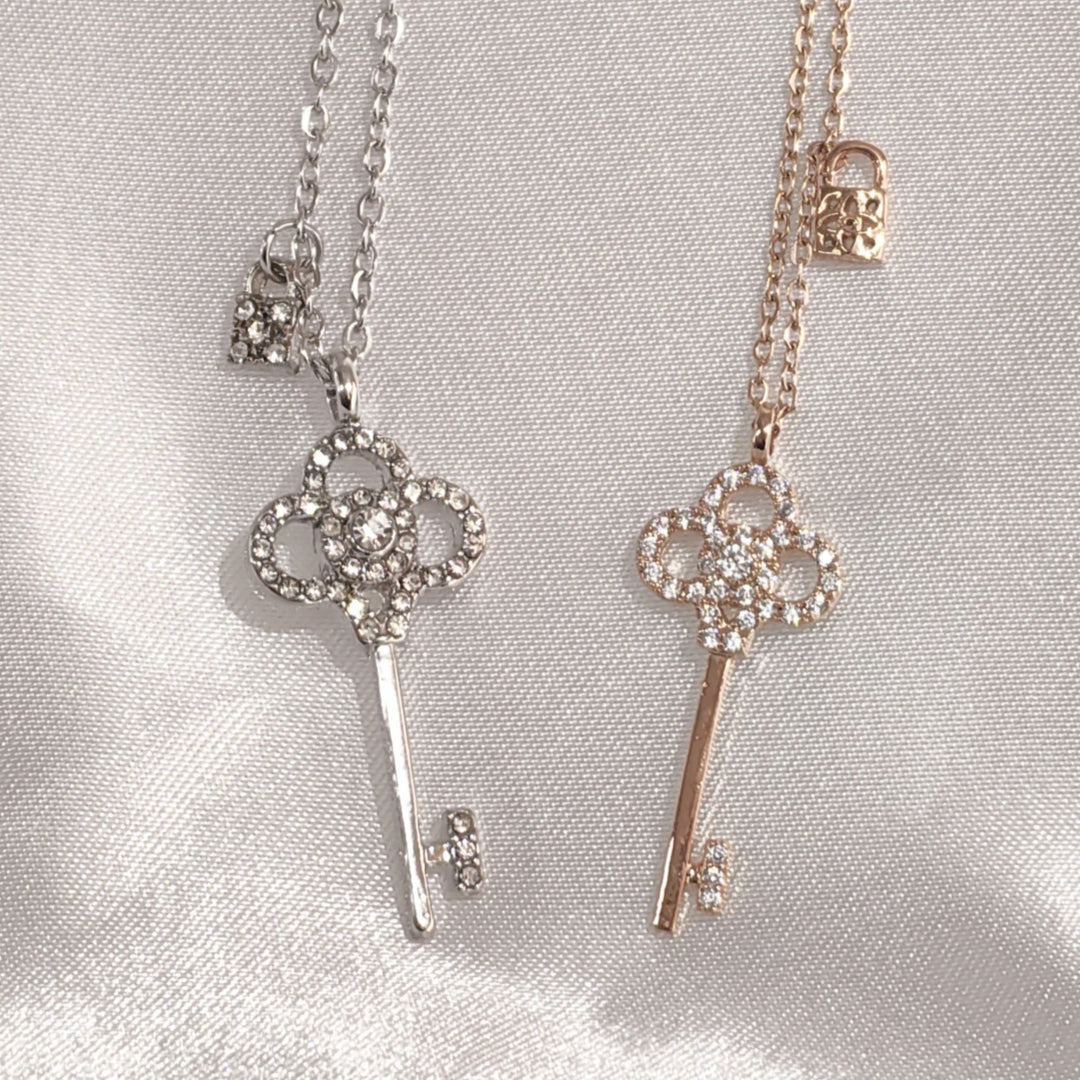 SO SEOUL Infinite Love Key and Lock Diamond Simulant Cubic Zirconia Fixed Necklace
