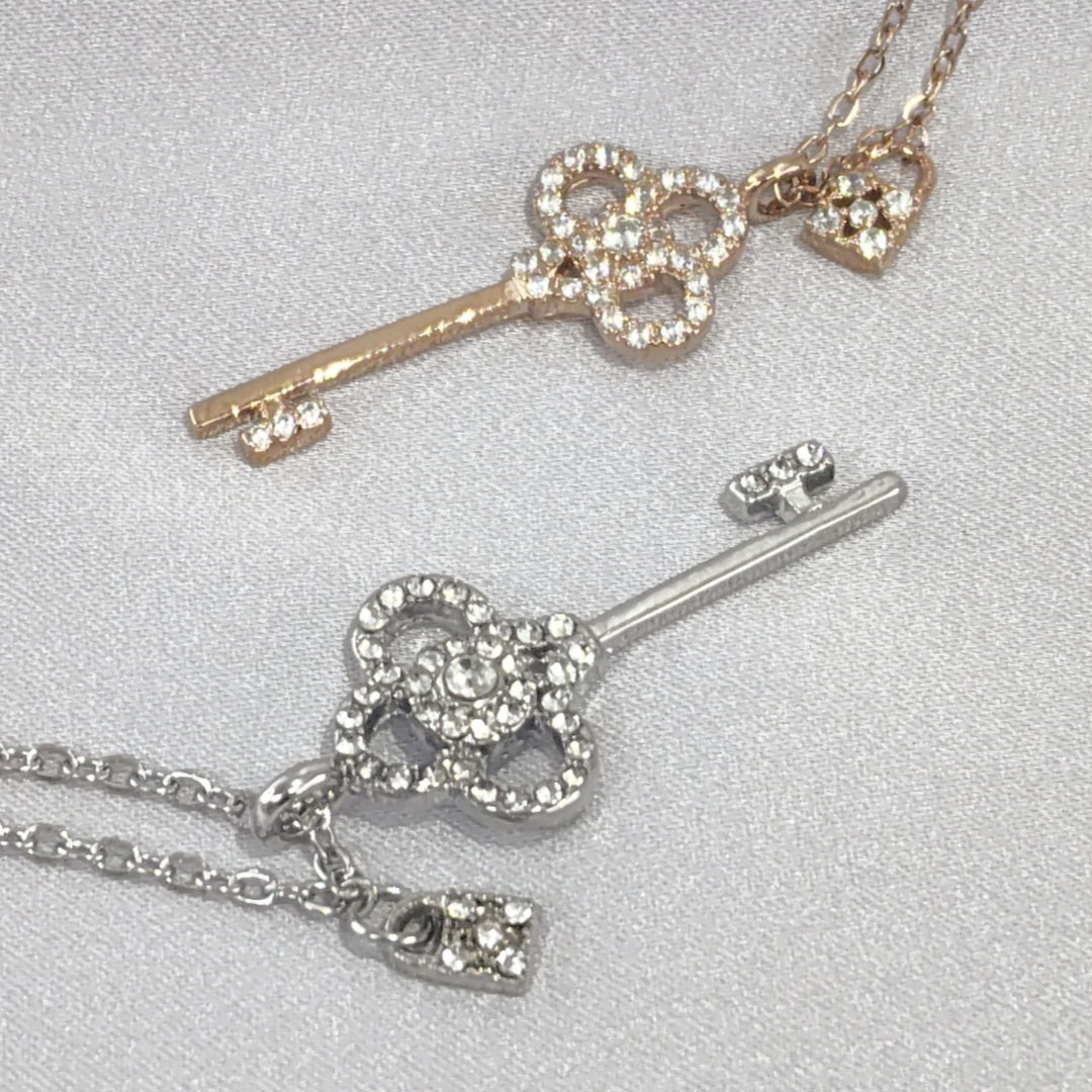 SO SEOUL Infinite Love Key and Lock Diamond Simulant Cubic Zirconia Fixed Necklace