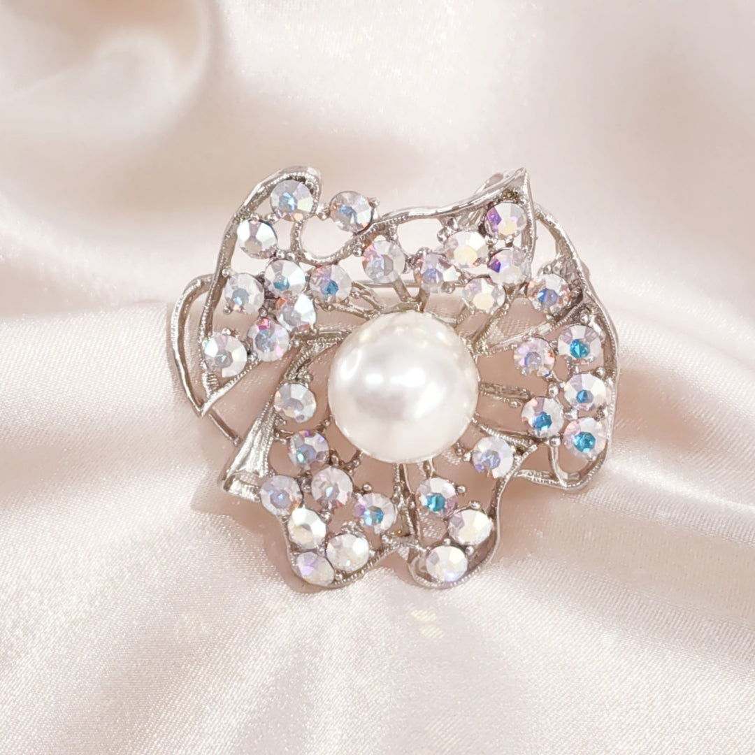 SO SEOUL Leilani Oversized Pearl and Aurore Boreale Crystal Flower Brooch