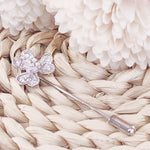 Load image into Gallery viewer, SO SEOUL Alette Three-Leaf Heart Clover Aurore Boreale Austrian Crystal Metal Lapel Pin Brooch
