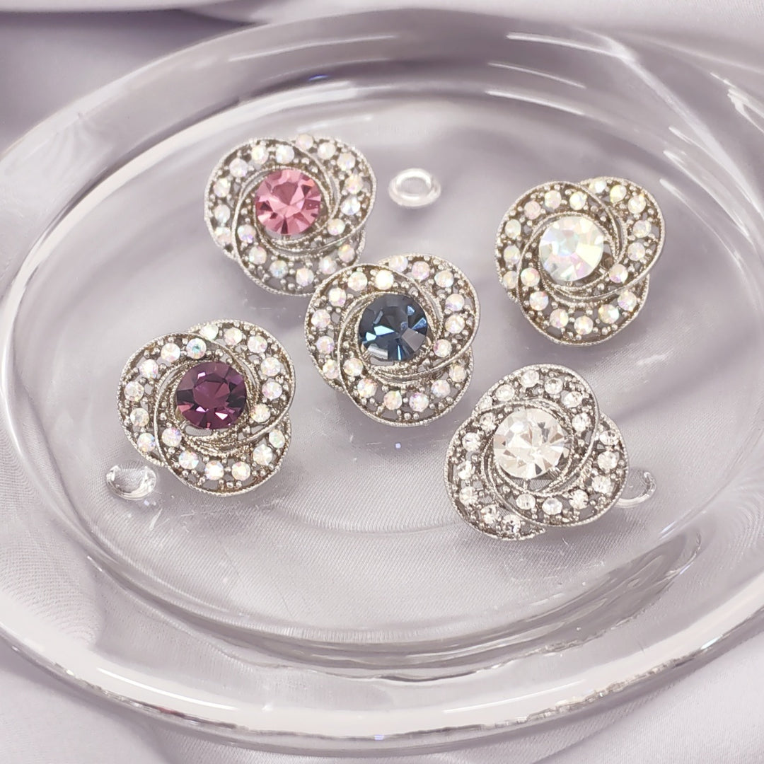 SO SEOUL Glimmering Three Flower Petal Austrian Crystal Mini Baby Brooch Keronsang Hijab Pin