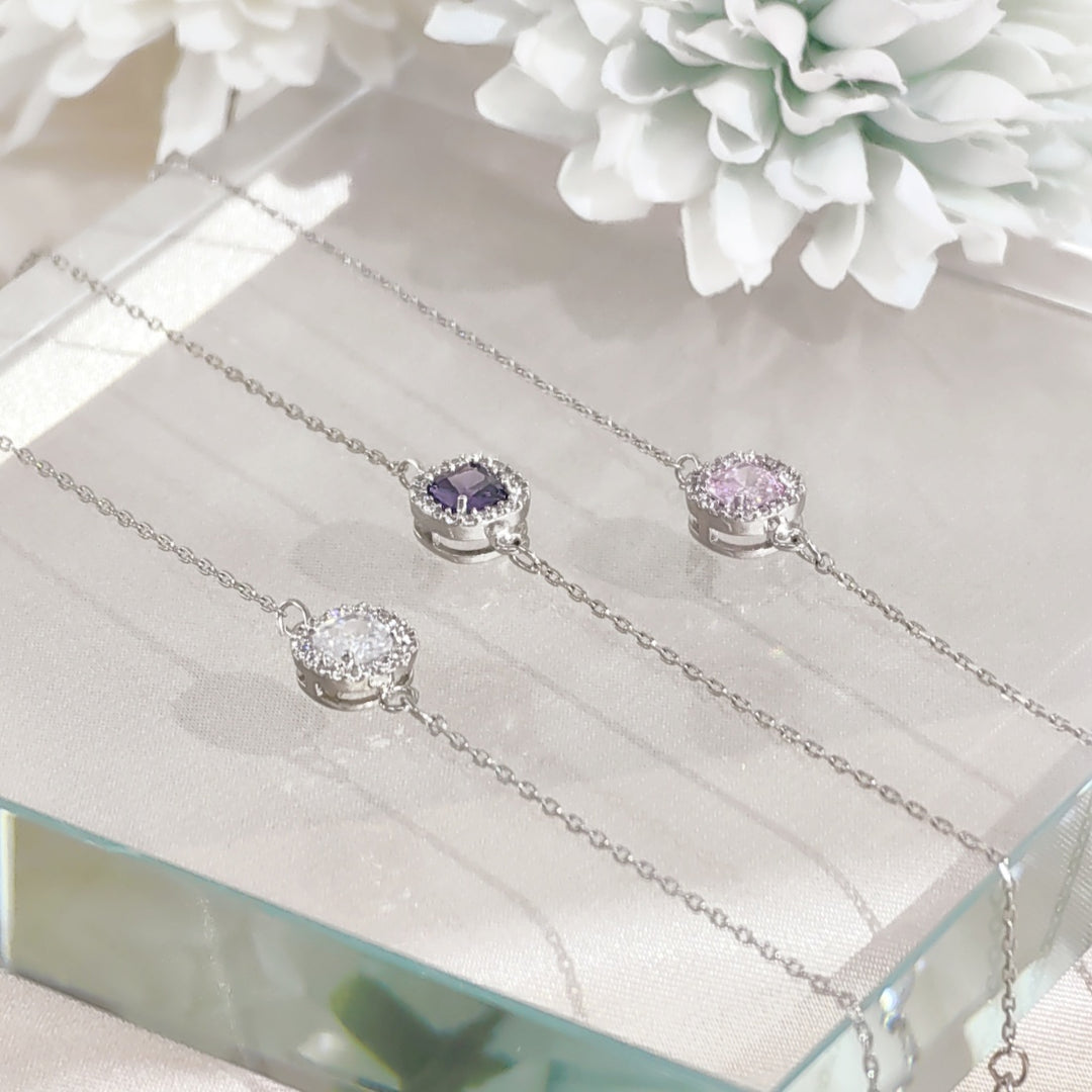 SO SEOUL Halo Cushion Cut Square Shaped Diamond Simulant Cubic Zirconia Adjustable Bracelet