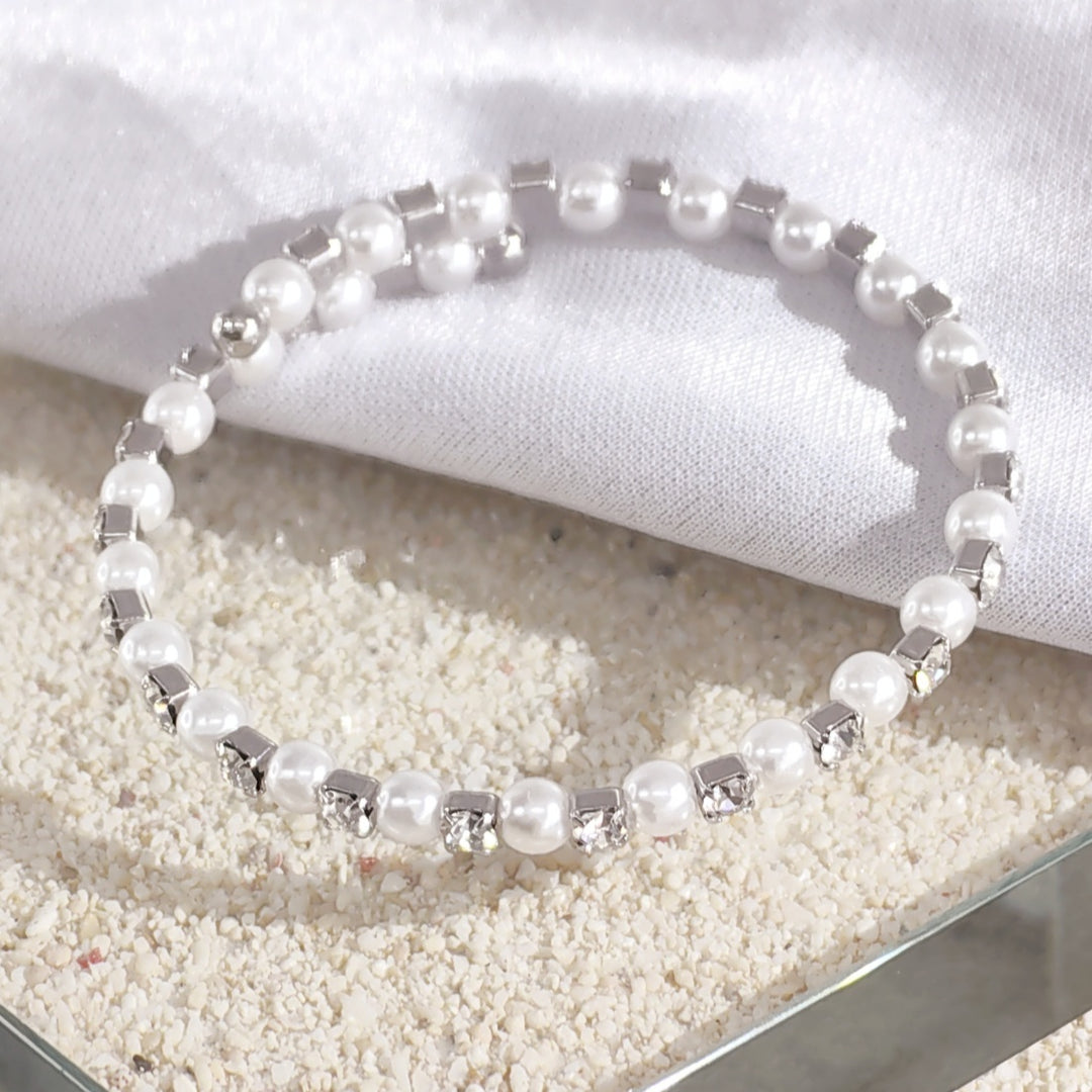 SO SEOUL Quinn Pearl in White Classic Single Row Austrian Crystal Spiral Adjustable Open-End Bangle