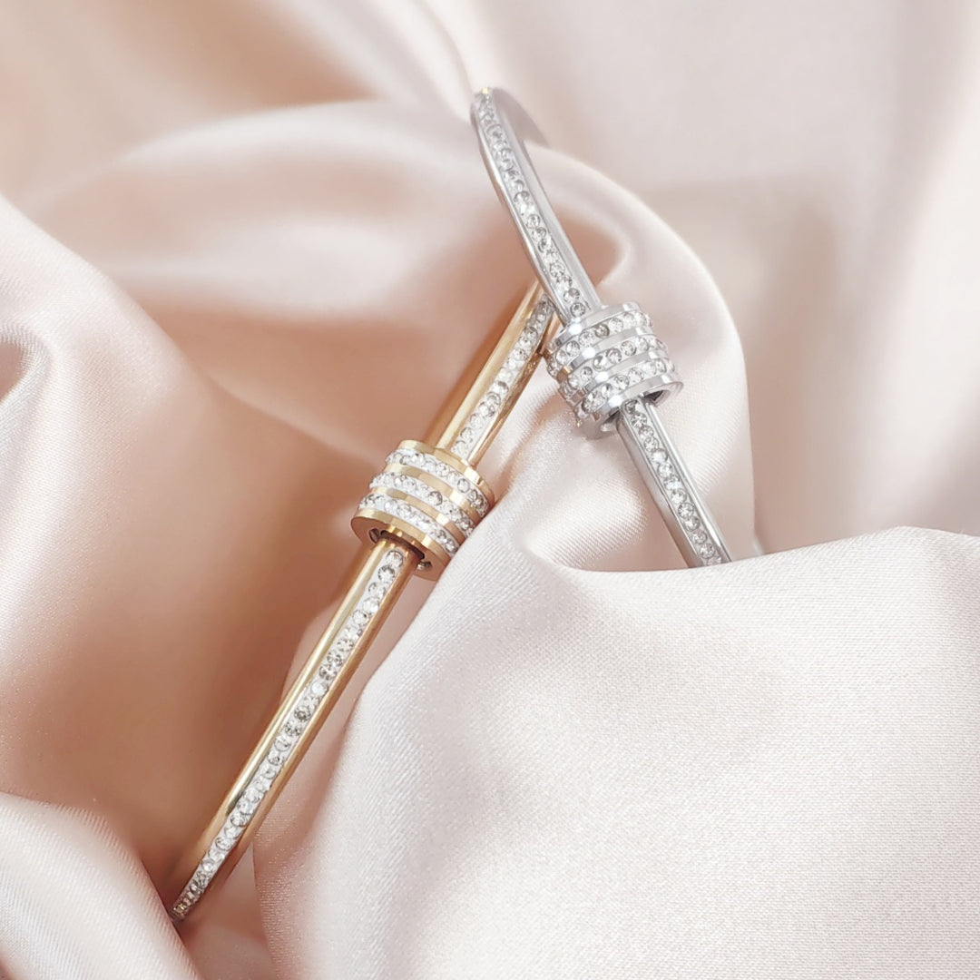 SO SEOUL Aurelia Rolling Barrel White Austrian Crystal Middle Screw Clasp Hinged Rose Gold Bangle