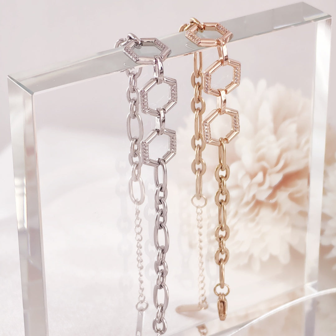 SO SEOUL Glimmering Geometric Diamond Simulant Bracelet