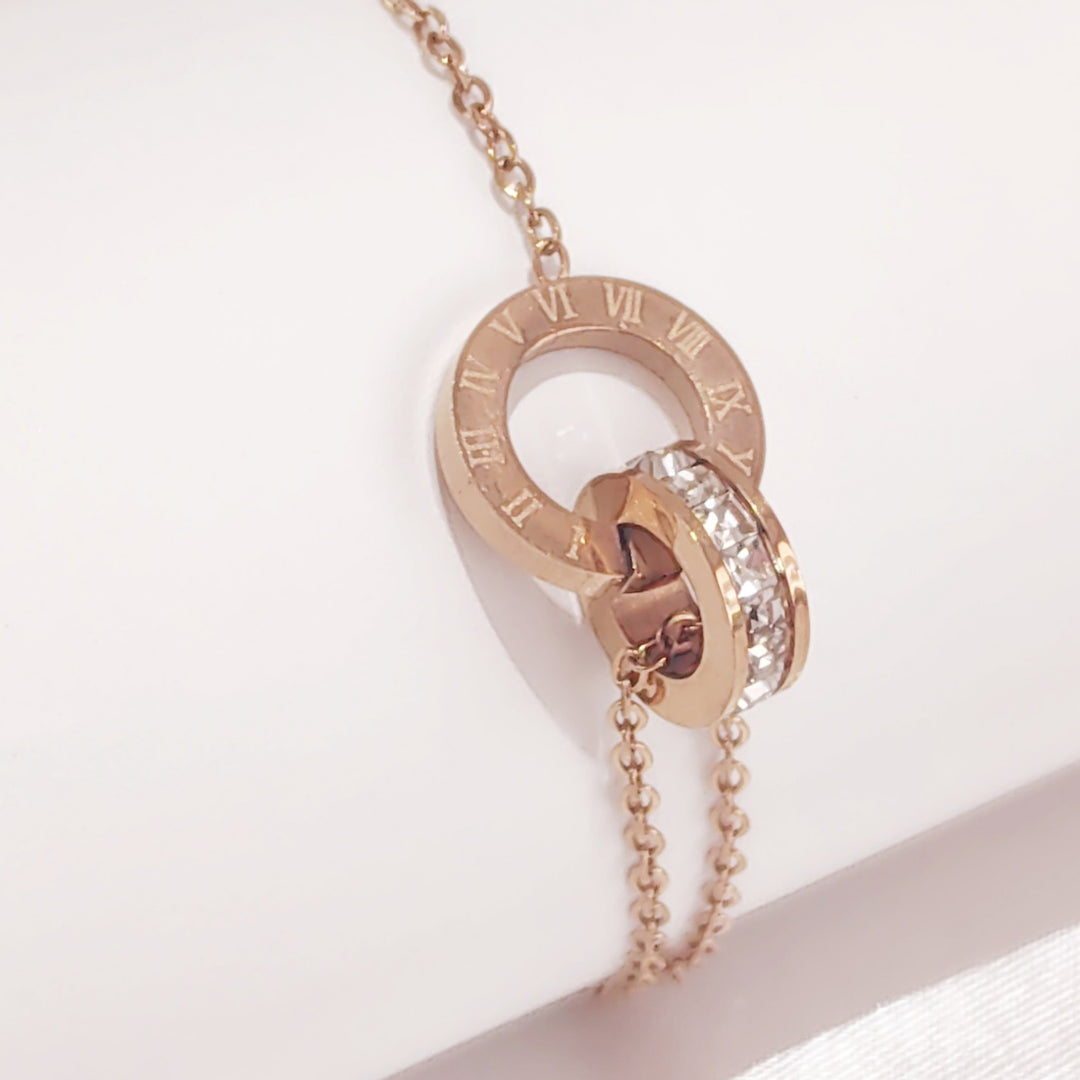 SO SEOUL Roman Numeral Interlocking Bracelet – Rose Gold Full Band CZ Diamond Simulant Circle Charm