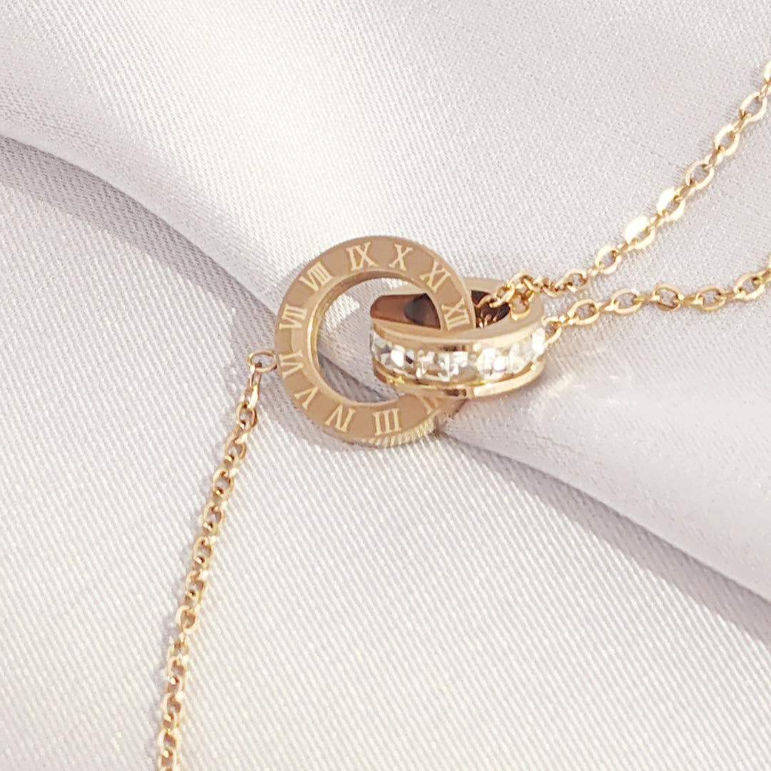 SO SEOUL Roman Numeral Interlocking Bracelet – Rose Gold Full Band CZ Diamond Simulant Circle Charm