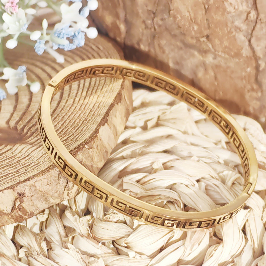 Greek Bangles SO SEOUL Greek Meander Key Gorgeous Maze Rose Gold Side Hinged Bangle ...