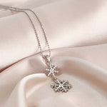 Load image into Gallery viewer, SO SEOUL Let it Snowflake Xmas Aurore Boreale Crystal Christmas Pendant Necklace
