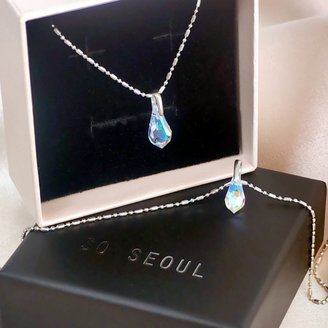 SO SEOUL Ghent Teardrop Aurore Boreale Swarovski® Crystal Pendant Chain Necklace