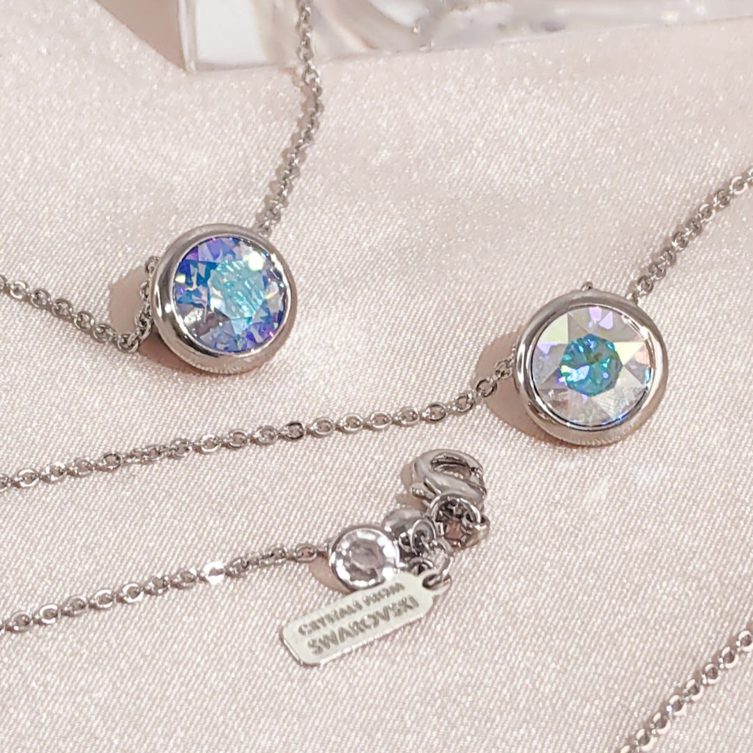 SO SEOUL Bella Classic Round Aurore Boreale or Light Sapphire Swarovski® Crystal Adjustable Necklace