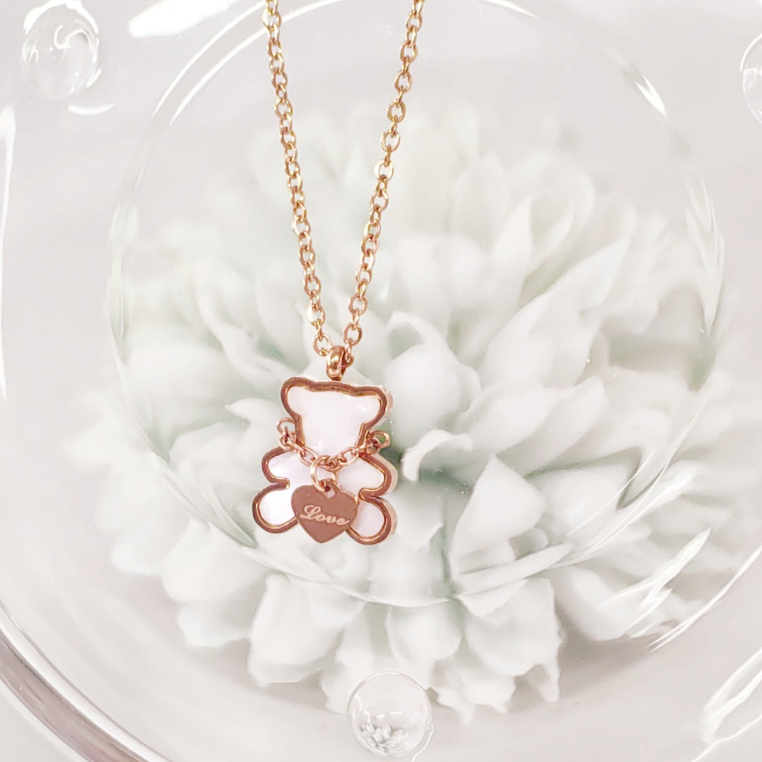 SO SEOUL Pretty Teddy Bear Chain on Neck Mother of Pearl Rose Gold Pendant Necklace