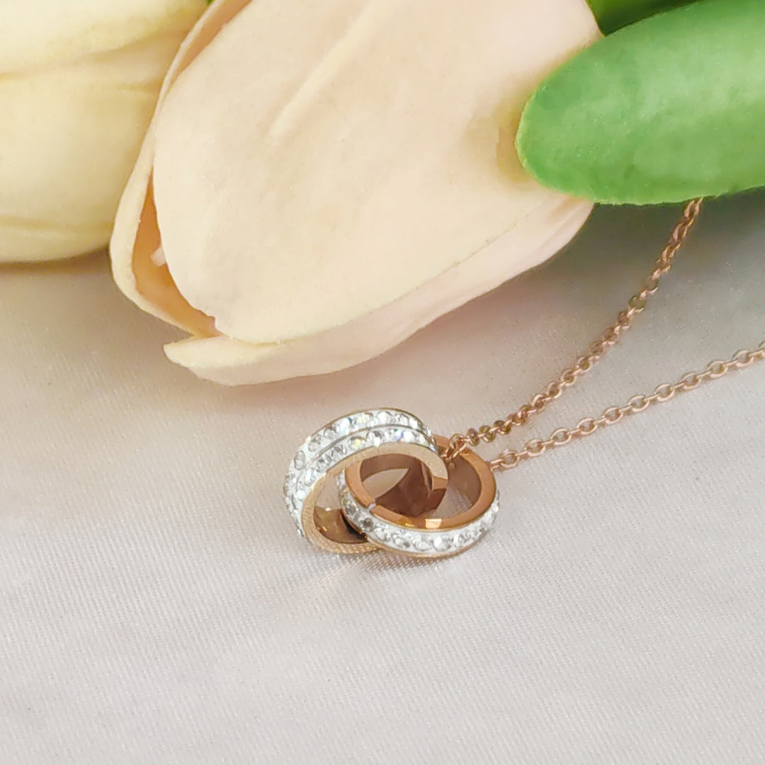 SO SEOUL Aurelia Barrel Double Circle Interlocking Austrian Crystal Rose Gold Pendant Chain Necklace