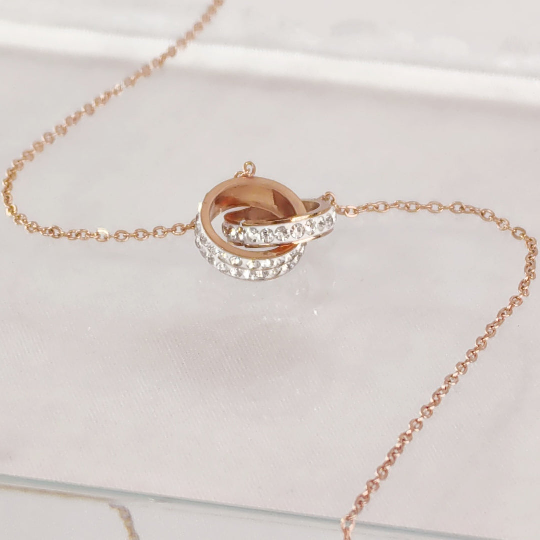 SO SEOUL Aurelia Barrel Double Circle Interlocking Austrian Crystal Rose Gold Pendant Chain Necklace