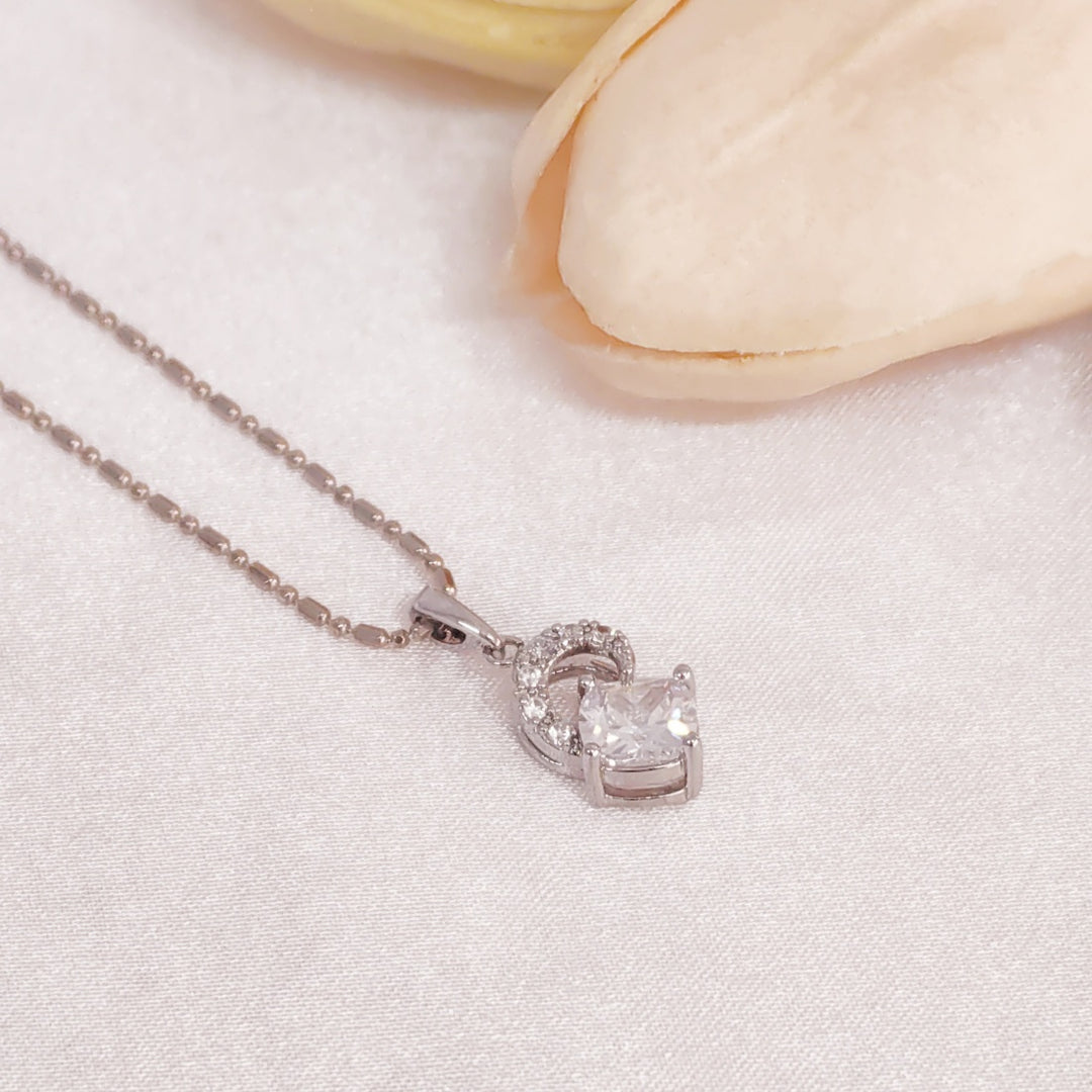 SO SEOUL Callista Twisted Infinite Diamond Simulant Pendant Chain Necklace