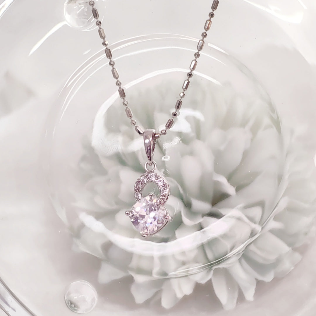 SO SEOUL Callista Twisted Infinite Diamond Simulant Pendant Chain Necklace