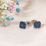 Load image into Gallery viewer, SO SEOUL Lic Crown Emerald Montana Crown Swarovski Crystal Stud Earrings