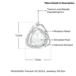 Load image into Gallery viewer, SO SEOUL Callista Twisted Diamond Simulant with Pearl Center Pierced Stud Earrings